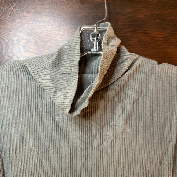 Women's XS Saturday Sunday Sage Green Ribbed Turtleneck Long Sleeve Dress - Picture 4 of 8